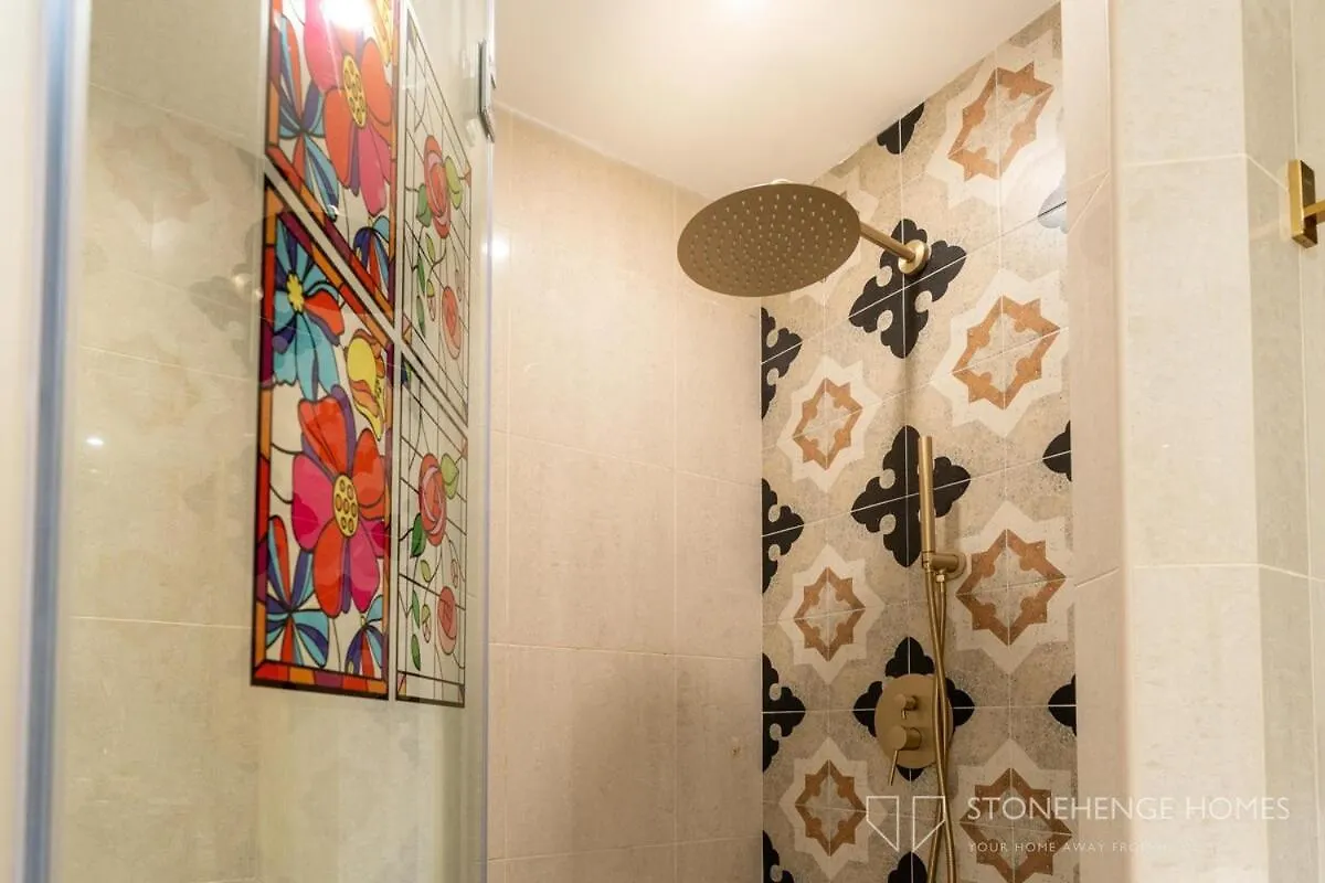 Lux & Cozy 1 Bedroom Apartment Steps Away From Burj Khalifa & Dubai Mall 0*,  United Arab Emirates